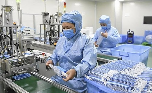 Đơn hàng sản phẩm nhựa nữ đến 35 tuổi 3 năm lương tăng ca nhiều đi Hungary Sàn Xuất khẩu lao động 37